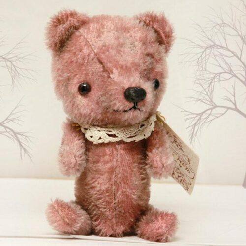 Pink Ted by Hisa Kato